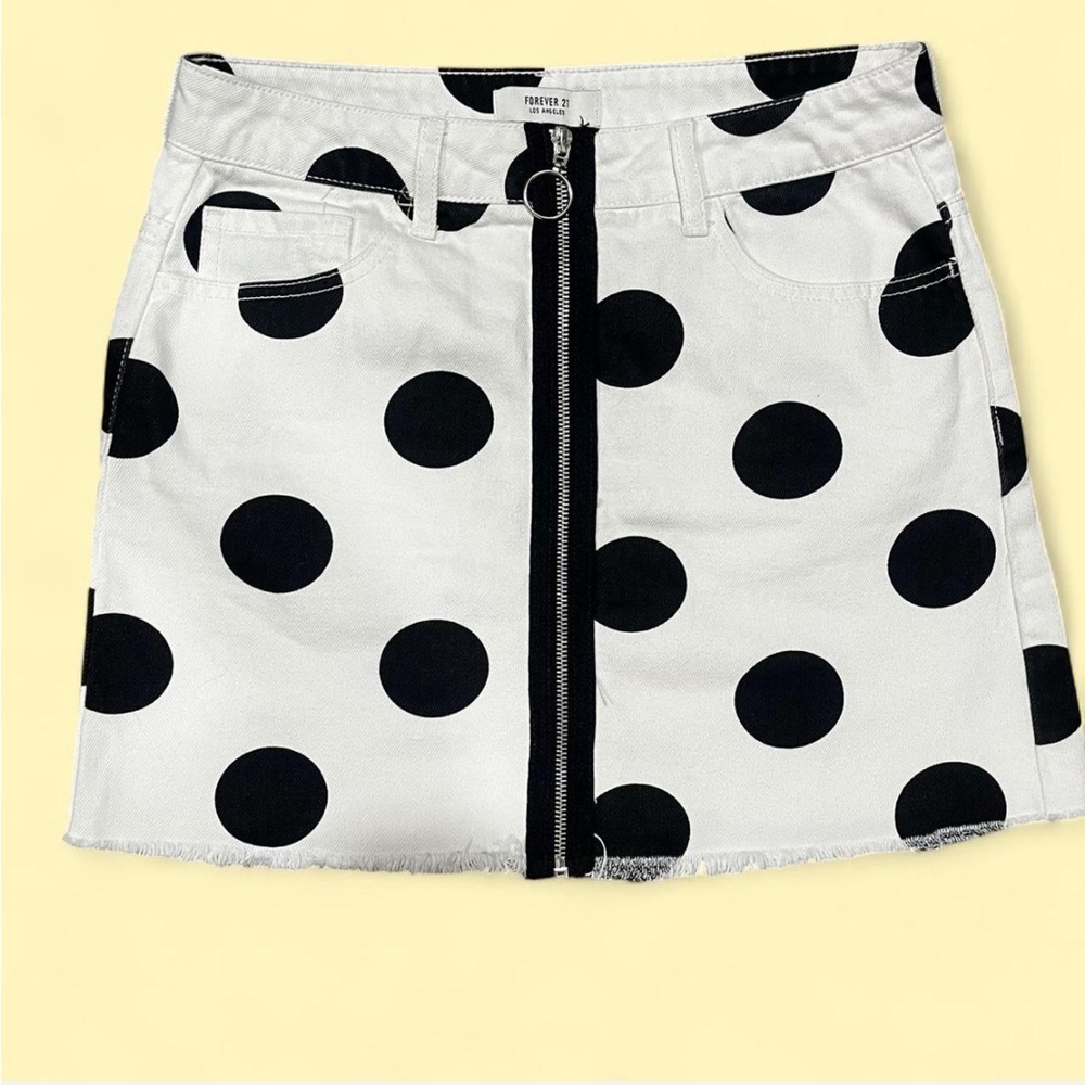 Forever 21 Black and White Dot Mini Skirt